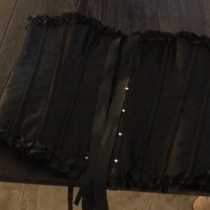 Black ribbed corset 3XL fits a size 8